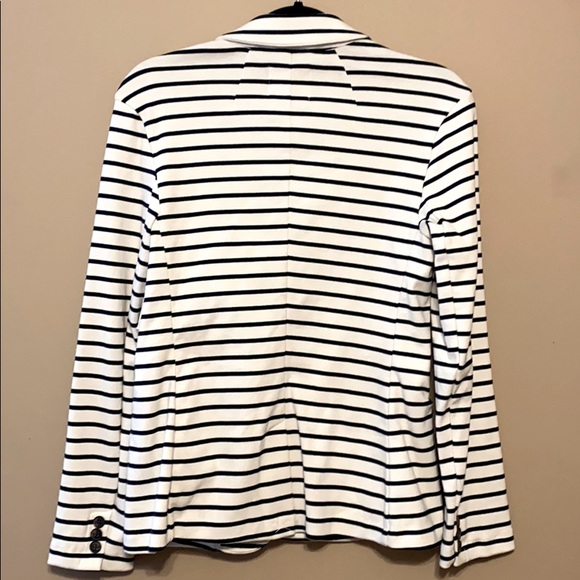 Old Navy | Striped Oversize Blazer - Picture 3 of 6